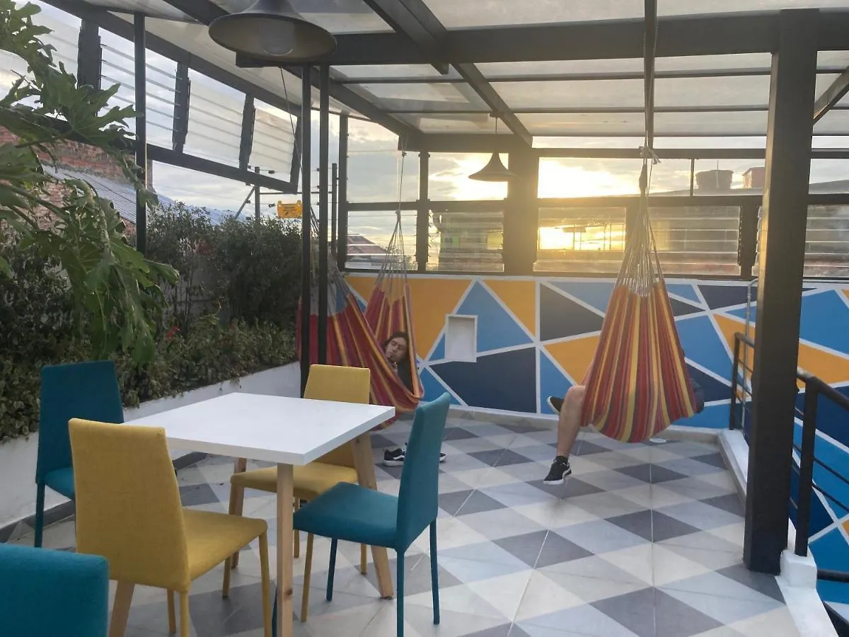 Hostal Casa Lantana La Candelaria Богота Мини-отель